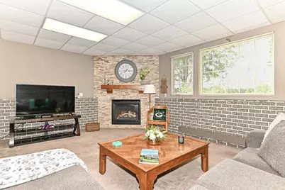 1150  Park Dr #602, Lake Geneva, WI 53147 - Photo 33
