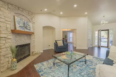 8530 W Woodfield Ct, Franklin, WI 53132 - Photo 19