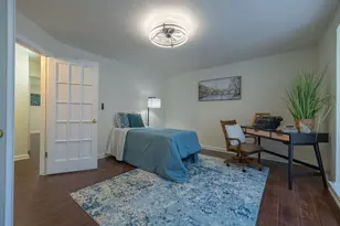 8530 W Woodfield Ct, Franklin, WI 53132 - Photo 5
