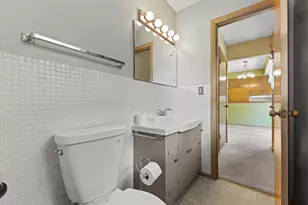 2310 Guinevere Dr, Brookfield, WI 53045 - Photo 25