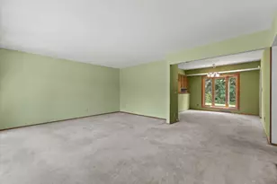 2310 Guinevere Dr, Brookfield, WI 53045 - Photo 5