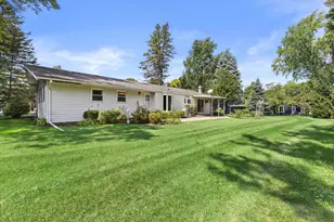 2310 Guinevere Dr, Brookfield, WI 53045 - Photo 37