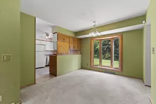 2310 Guinevere Dr, Brookfield, WI 53045 - Photo 7