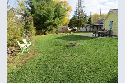 1118  River Dr, Watertown, WI 53094 - Photo 7