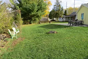 1118 River Dr, Watertown, WI 53094 - Photo 7