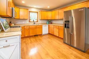 1118 River Dr, Watertown, WI 53094 - Photo 11