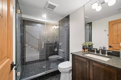 833  Wisconsin St, Lake Geneva, WI 53147 - Photo 47