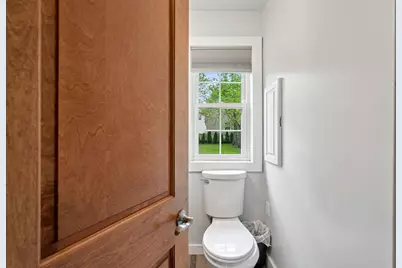 10529 W Villard Ave, Milwaukee, WI 53225 - Photo 15