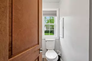 10529 W Villard Ave, Milwaukee, WI 53225 - Photo 15