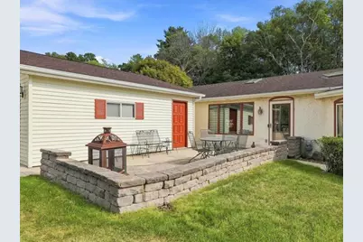 3013  37 St, Two Rivers, WI 54241 - Photo 3