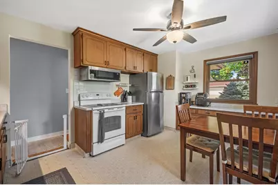1411  Manitowoc Ave, South Milwaukee, WI 53172 - Photo 7