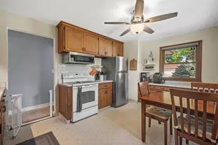 1411 Manitowoc Ave, South Milwaukee, WI 53172 - Photo 7