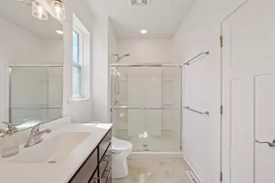2123  Summerset Dr, Racine, WI 53406 - Photo 23