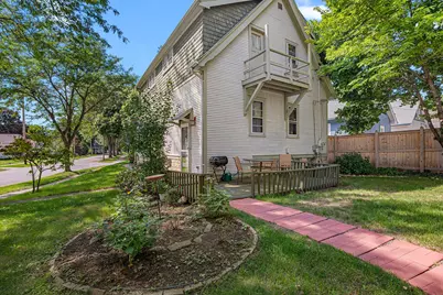 1300 N 70th St #1302, Wauwatosa, WI 53213 - Photo 37