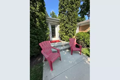 224  Lookout Dr, Lake Geneva, WI 53147 - Photo 1
