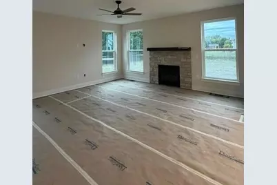 N75 W24728  Lauren Dr, Sussex, WI 53089 - Photo 5