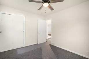 3211 S 68th St, Milwaukee, WI 53219 - Photo 13