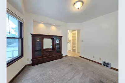3726 W Dorothy Pl #3726A, Milwaukee, WI 53215 - Photo 19