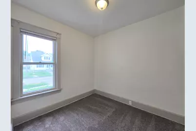 3726 W Dorothy Pl #3726A, Milwaukee, WI 53215 - Photo 13