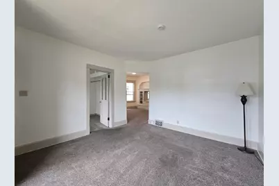 3726 W Dorothy Pl #3726A, Milwaukee, WI 53215 - Photo 9