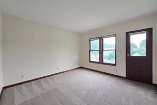3726 W Dorothy Pl, Milwaukee, WI 53215 - Photo 23