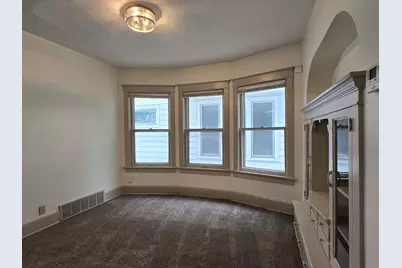 3726 W Dorothy Pl #3726A, Milwaukee, WI 53215 - Photo 7