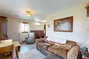 200 Swan St, Genoa, WI 54632 - Photo 9