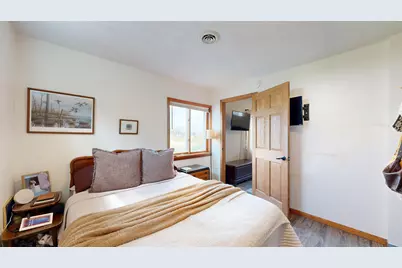 200  Swan St, Genoa, WI 54632 - Photo 11