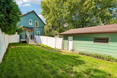 438  Pleasant Ave, Hartford, WI 53027 - Photo 31
