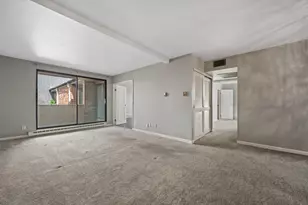 425 W Willow Ct, Fox Point, WI 53217 - Photo 5