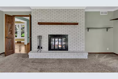 7  Sprucewood Ct, Racine, WI 53402 - Photo 7