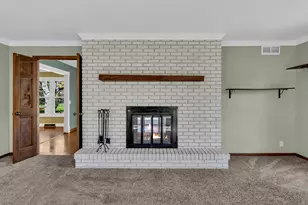 7 Sprucewood Ct, Racine, WI 53402 - Photo 7