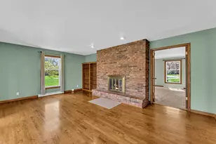 7 Sprucewood Ct, Racine, WI 53402 - Photo 13
