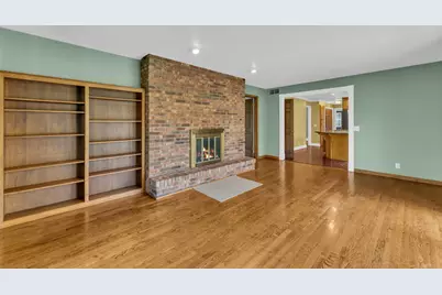 7  Sprucewood Ct, Racine, WI 53402 - Photo 11