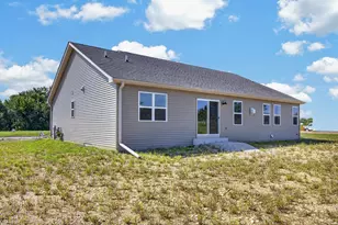 2132 River Glen Way, Burlington, WI 53105 - Photo 5