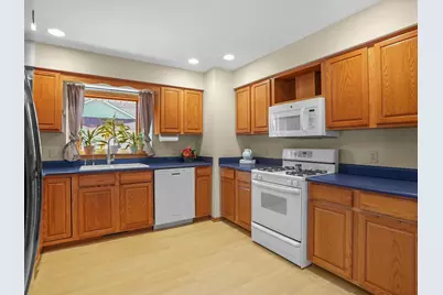 N6275  Woodland Meadows Dr, Sheboygan, WI 53083 - Photo 11