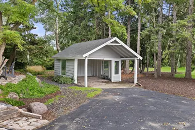 2212 W Sunnydale Ln, Mequon, WI 53092 - Photo 79