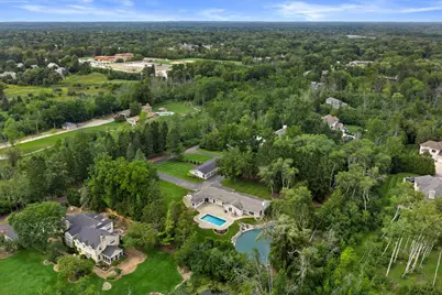 2212 W Sunnydale Ln, Mequon, WI 53092 - Photo 61