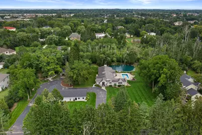 2212 W Sunnydale Ln, Mequon, WI 53092 - Photo 51