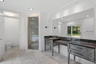 2212 W Sunnydale Ln, Mequon, WI 53092 - Photo 31