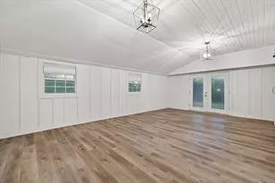 2212 W Sunnydale Ln, Mequon, WI 53092 - Photo 43