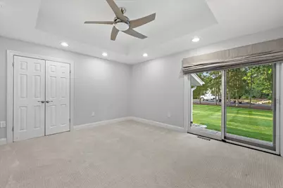 2212 W Sunnydale Ln, Mequon, WI 53092 - Photo 25