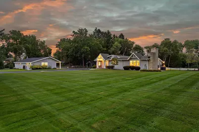 2212 W Sunnydale Ln, Mequon, WI 53092 - Photo 89