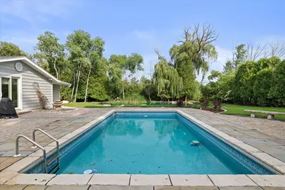 2212 W Sunnydale Ln, Mequon, WI 53092 - Photo 85