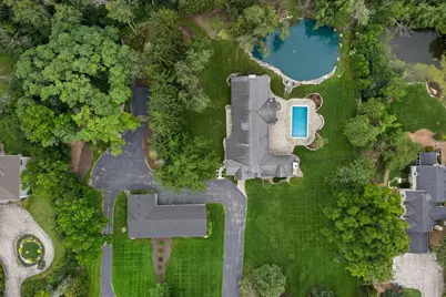 2212 W Sunnydale Ln, Mequon, WI 53092 - Photo 55