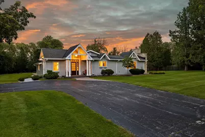 2212 W Sunnydale Ln, Mequon, WI 53092 - Photo 63