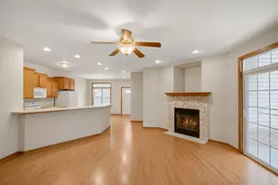17835 W Radam Dr, New Berlin, WI 53146 - Photo 7