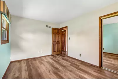W167N10425  Bridle Path, Germantown, WI 53022 - Photo 31