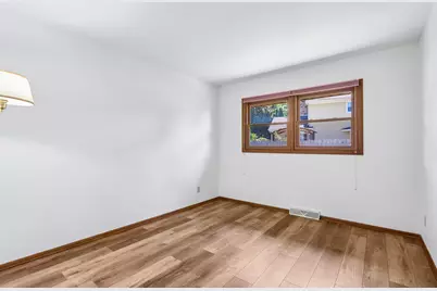 W167N10425  Bridle Path, Germantown, WI 53022 - Photo 27