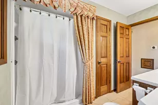 W167N10425 Bridle Path, Germantown, WI 53022 - Photo 25